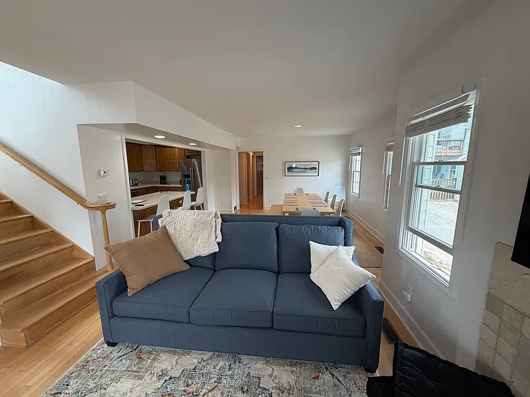 209 Park St — Photo 10