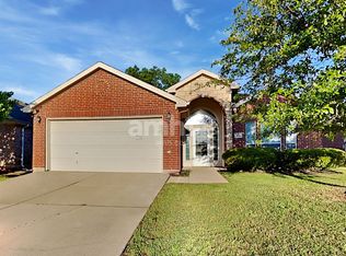 8829 Stirrup Way, Fort Worth, TX 76244