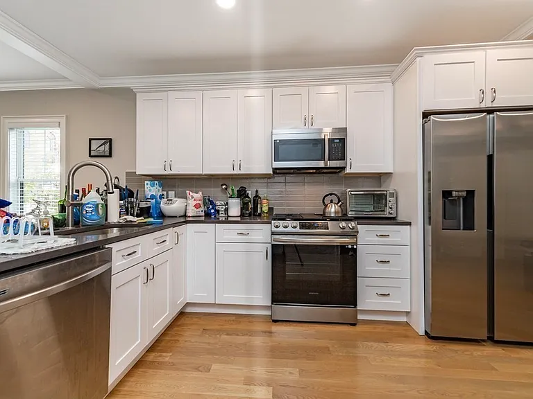 26 Arlington St #3 — Photo 2