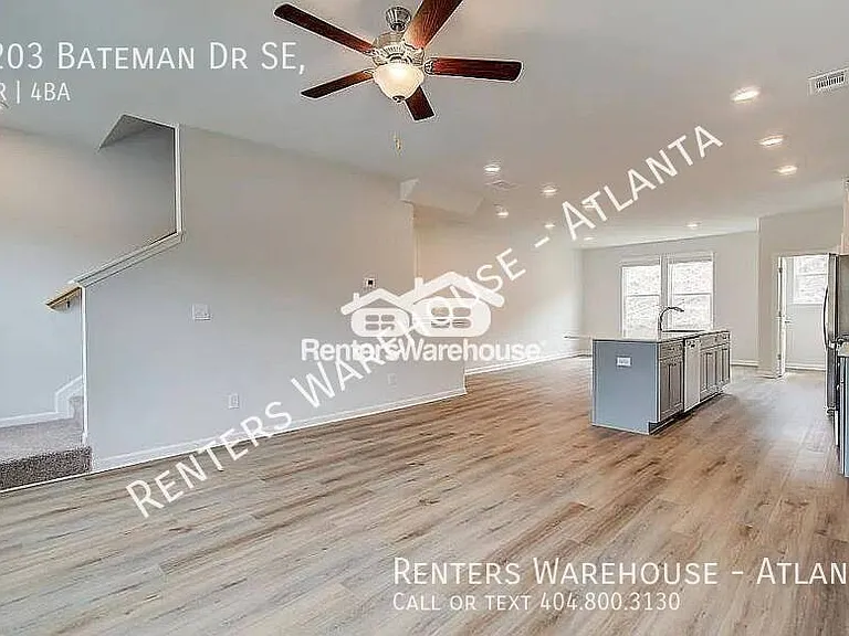 3203 Bateman Dr — Photo 8