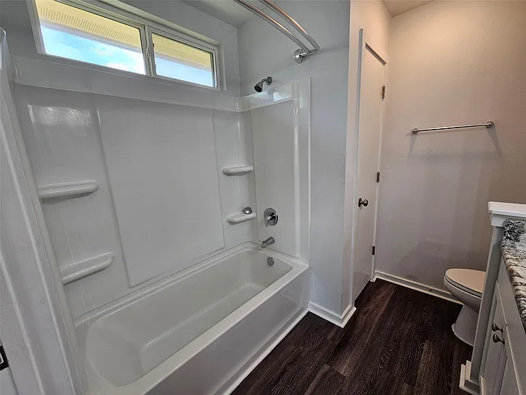 16721 Hamilton Point Cir — Photo 19