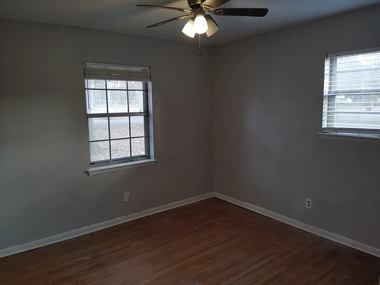 10212 Judy Ln — Photo 4