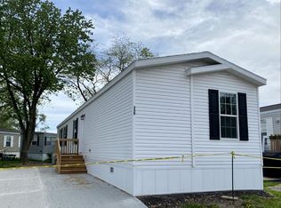 359 Oak Ln, Justice, IL 60458