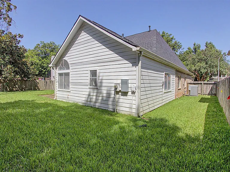 4351 Palmer Plantation Dr — Photo 28