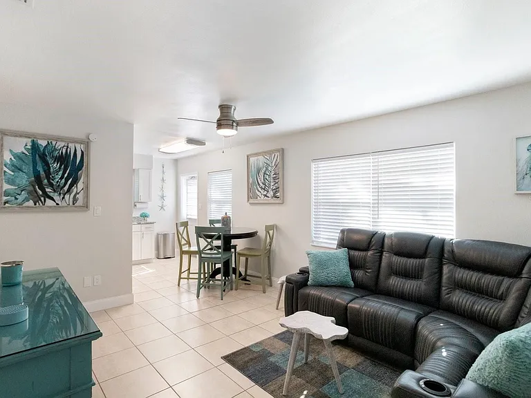 1253 Friar Tuck Ln #1253 — Photo 6