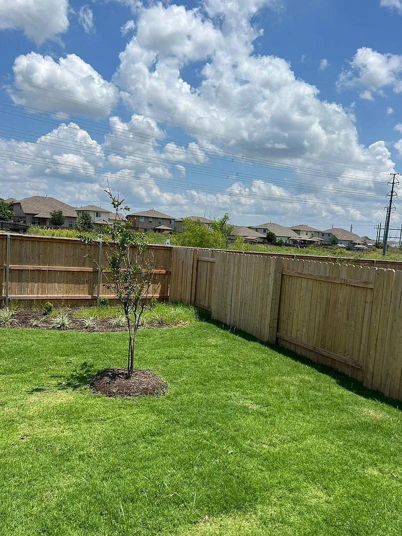 12204 Scarlet Sleeve Way Del Valle, TX 78617 — Photo 2