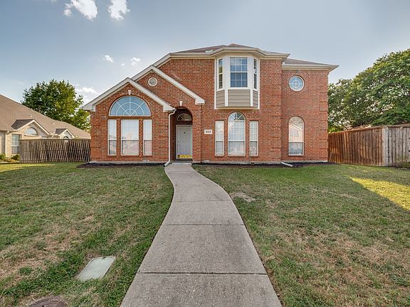 3rd image of 305 Boulder Creek Dr