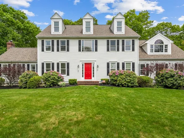 53 Arnold Way, Uxbridge, MA 01569
