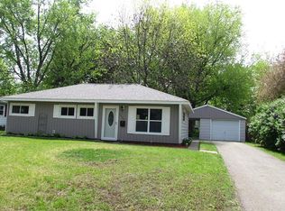 1603 Lilac Ln, Cedar Falls, IA 50613