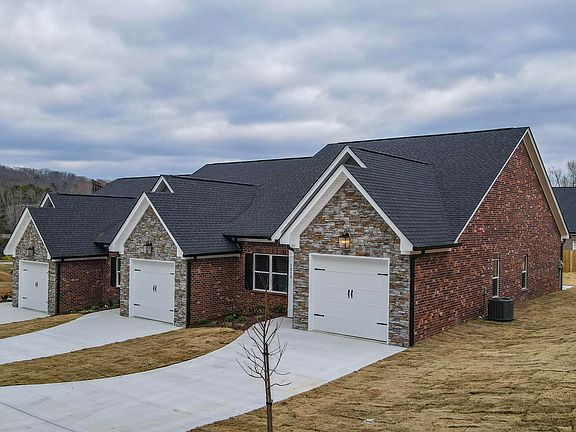 3rd image of 1210 NW Parkstone Dr