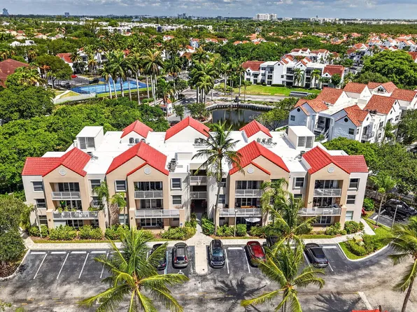 2731 Ocean Club Boulevard #102, Hollywood, FL 33019