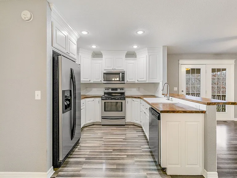 32 Kendal Dr — Photo 28