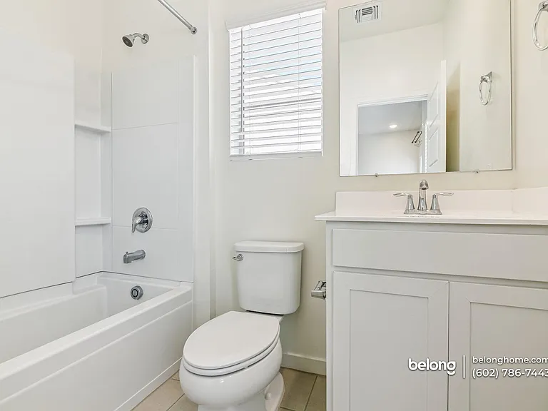 8192 N 22nd Dr — Photo 14