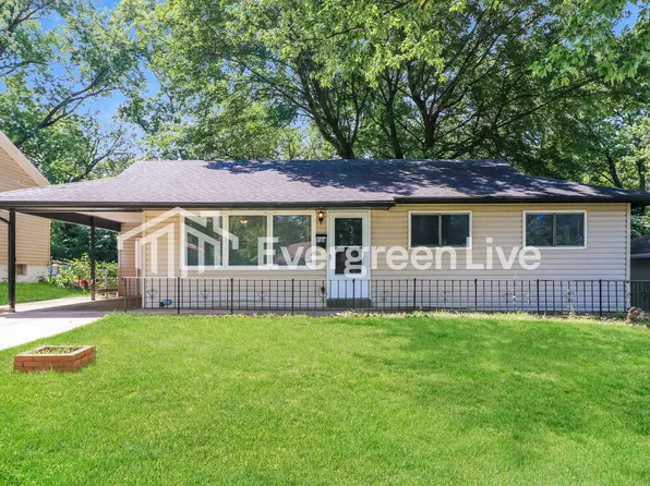 8366 Gladys Dr, Hazelwood, MO 63042