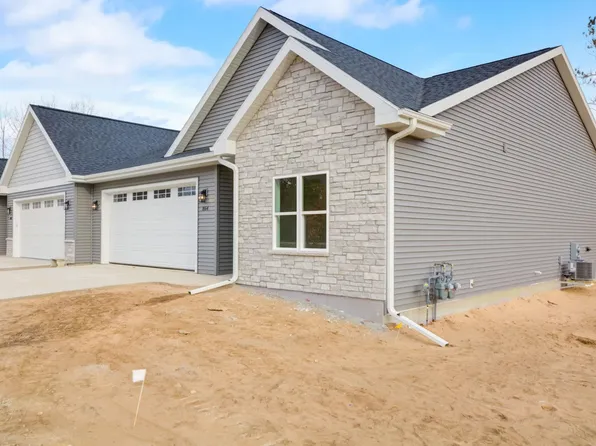 N864 Golf Rd, Prairie Du Sac, WI 53578