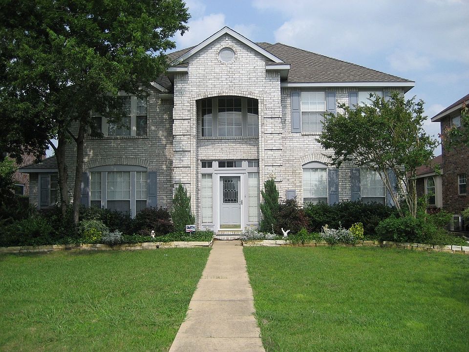 Landscape Front Home