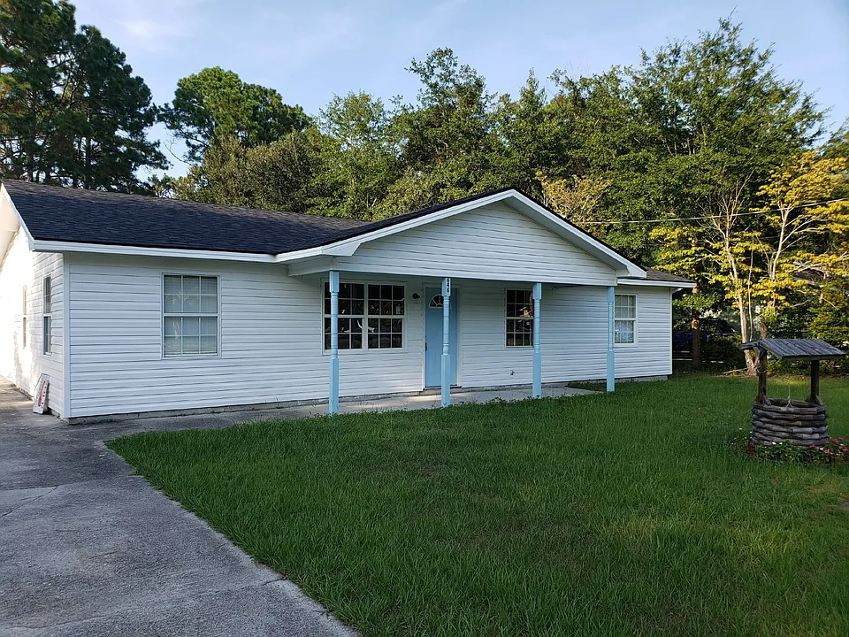 646 Lee Rd
