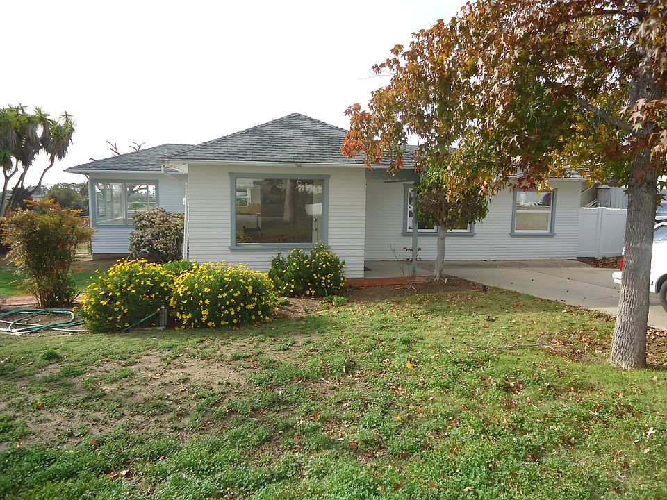 1st image of 141 Loma Alta Dr