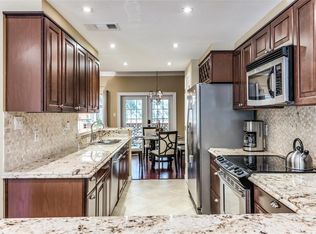 1802 Stoney Brook Dr APT 108, Houston, TX 77063