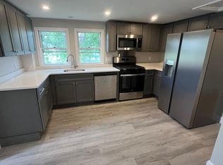 21 Wareham St REAR TOP, Middleboro, MA 02346