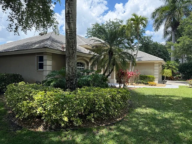 11327 Longshore Way E — Photo 15
