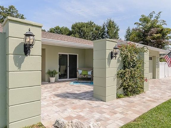3rd image of 2784 Capwood Ln
