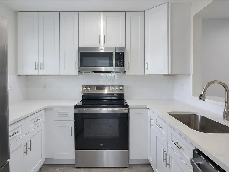 15302 Cavalier Canyon Dr #B — Photo 2