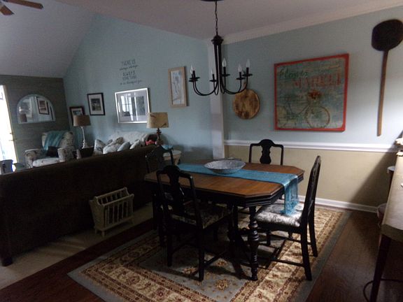 dining/living room