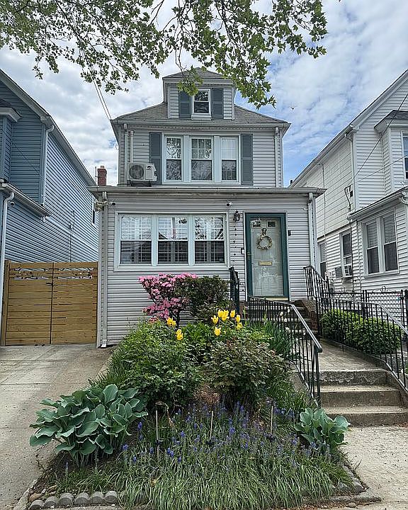 1st image of 6920 Loubet St