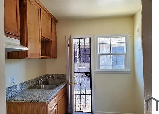 4309 S Kansas Ave #4309 — Photo 8