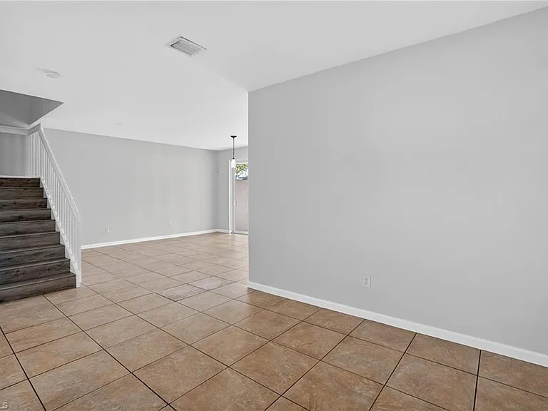 Ambrosia Ln — Photo 3