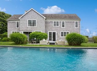 111 Pauls Ln, Water Mill, NY 11976