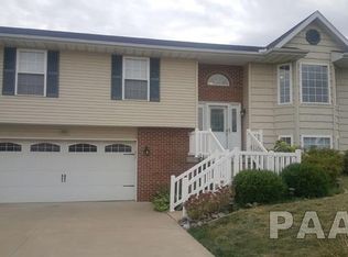 1708 Jadens Way, Washington, IL