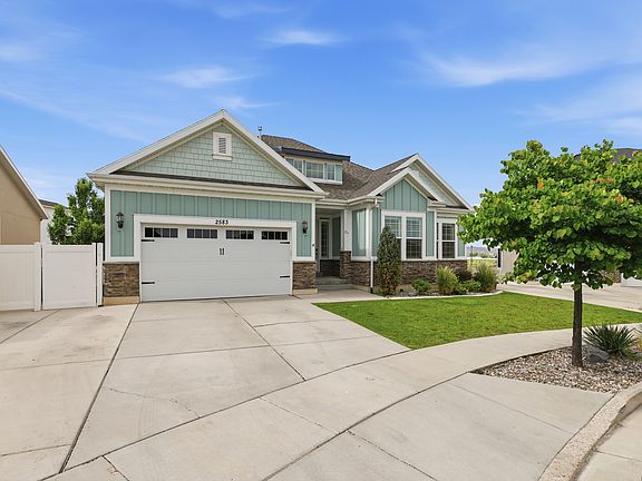 2nd image of 2583 W 1910 N