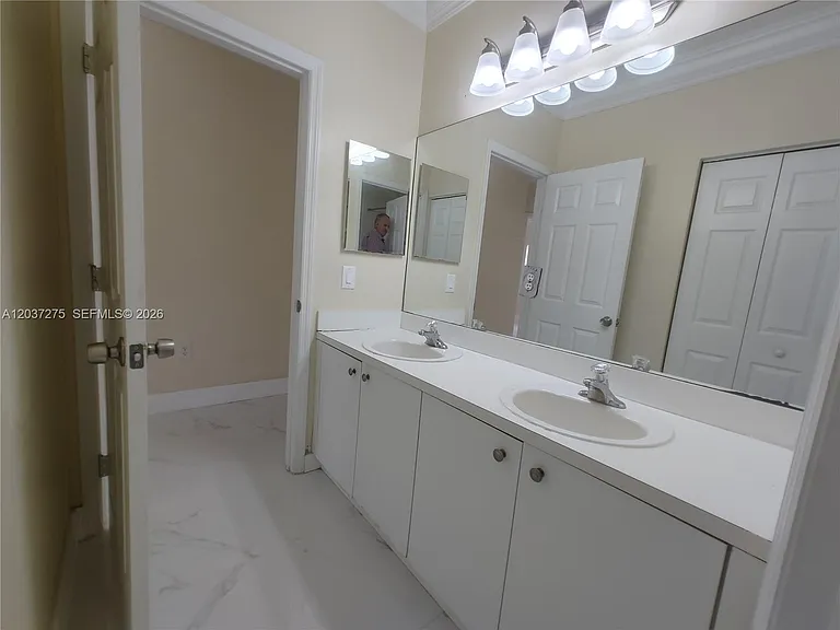21892 SW 95th Pl — Photo 18