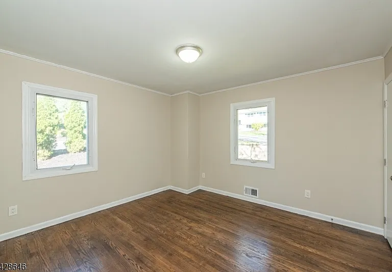537 Dell Rd — Photo 10