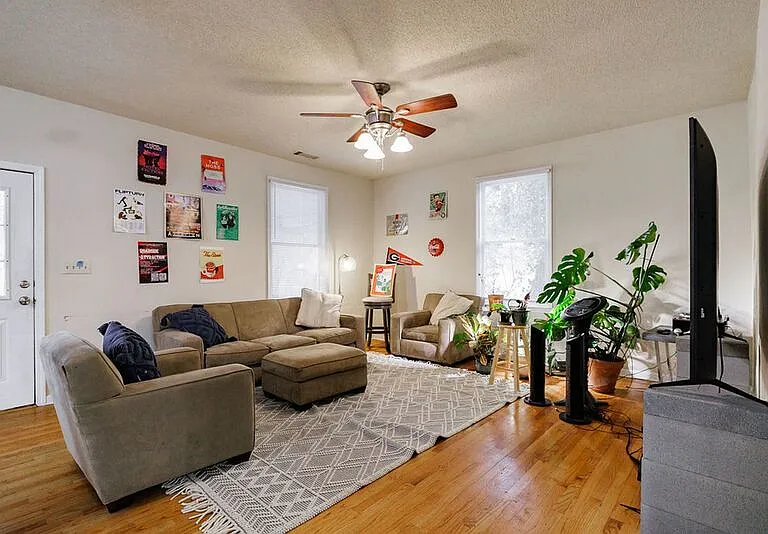 430 Cleveland Ave — Photo 4