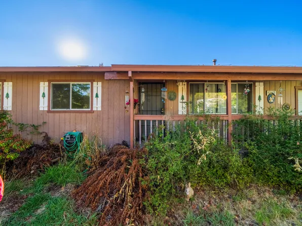 30317 Jackson Ln, Montgomery Creek, CA 96065