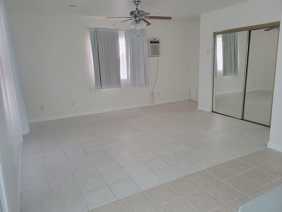 1st image of 1720 S William Miller Dr
