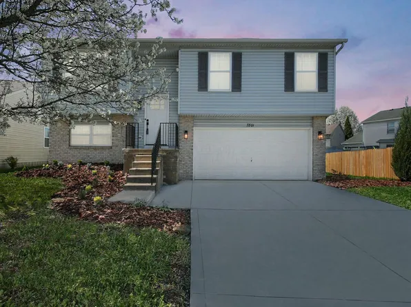 7801 Fairfax Loop Dr, Blacklick, OH 43004