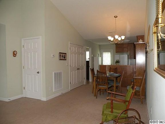 3rd image of 865 Impala Dr #41
