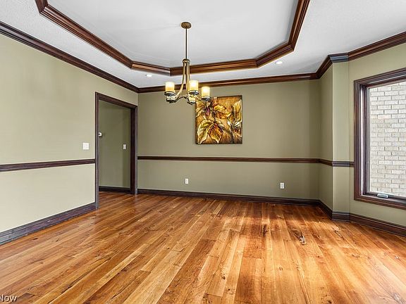 5th image of 2333 Northgate Dr