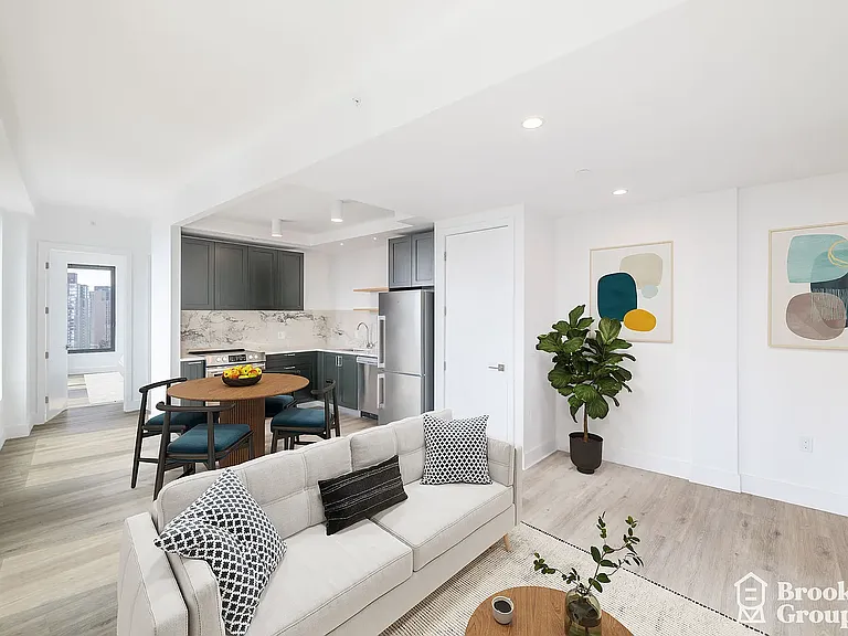 310 Grand Concourse #10F — Photo 1