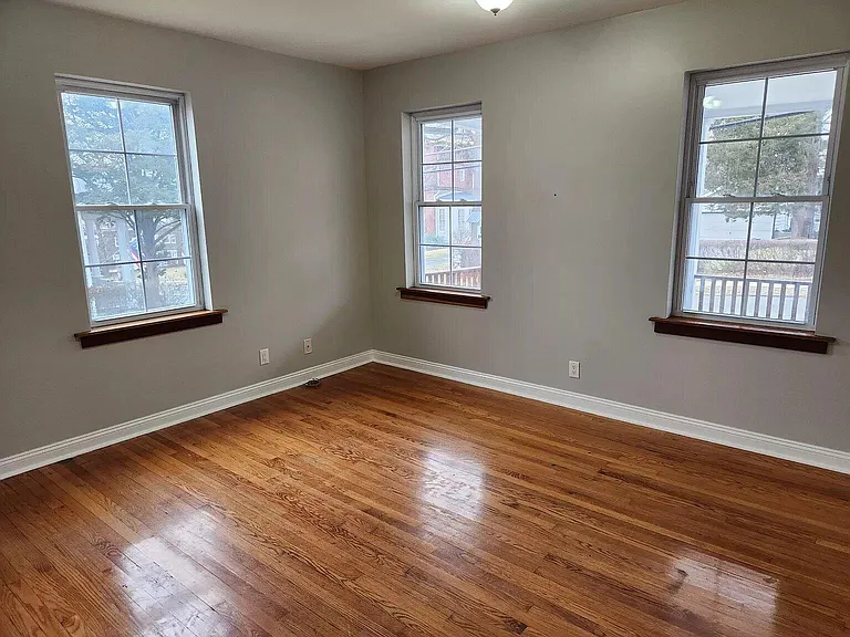 723 Hudson Ave #1 — Photo 8