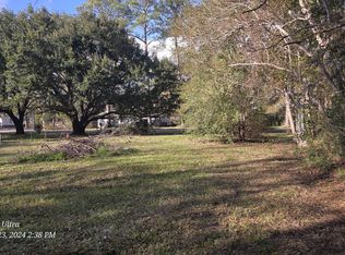 1609 Hastings Rd, Gautier, MS 39553