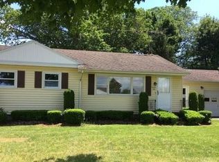 36 Farnsworth Ave, Oakfield, NY 14125