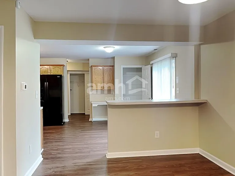 12523 Doe Ln — Photo 5