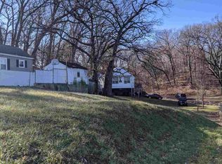 1010 44th St, Rock Island, IL 61201