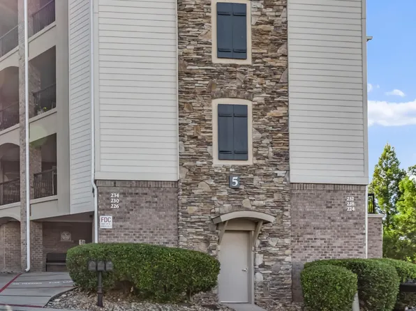 230 Rocky Top Dr, Greenville, SC 29615