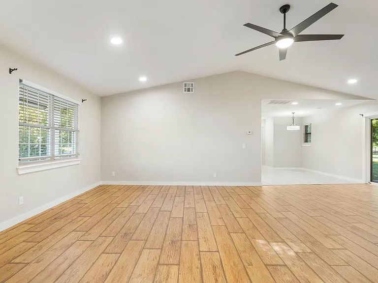 1811 S 148th West Ave — Photo 12